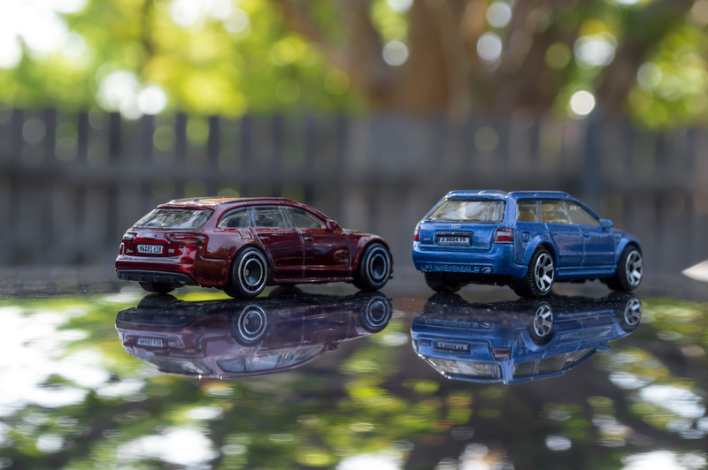 Illustration for article titled $TH RS6 vs. Matchbox RS6